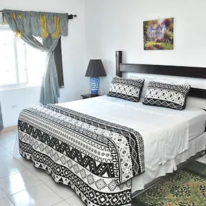 Royal Exquisite Deluxe Kingston